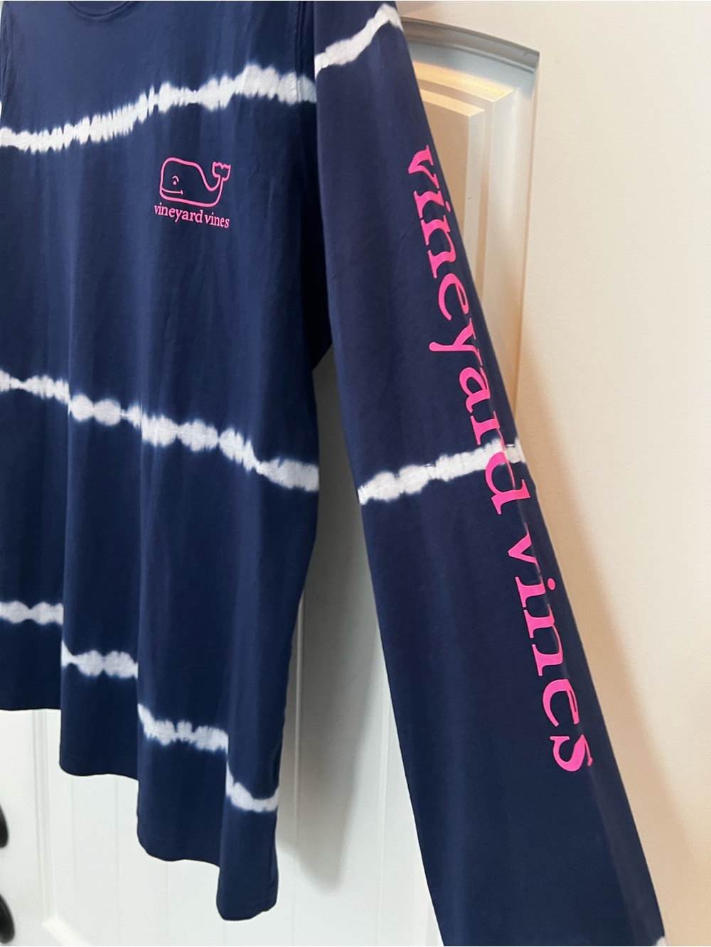 NWOT Vineyard Vines Navy Tie-Dye Long Sleeve Tee - Picture 5 of 6